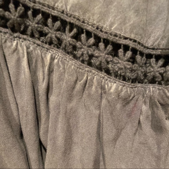 Flint and Moss bohemian style long sleeved intentionally distressed dre… - Picture 11 of 12